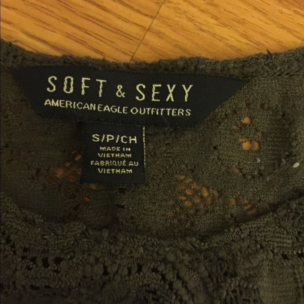 Top - Picture 3 of 3